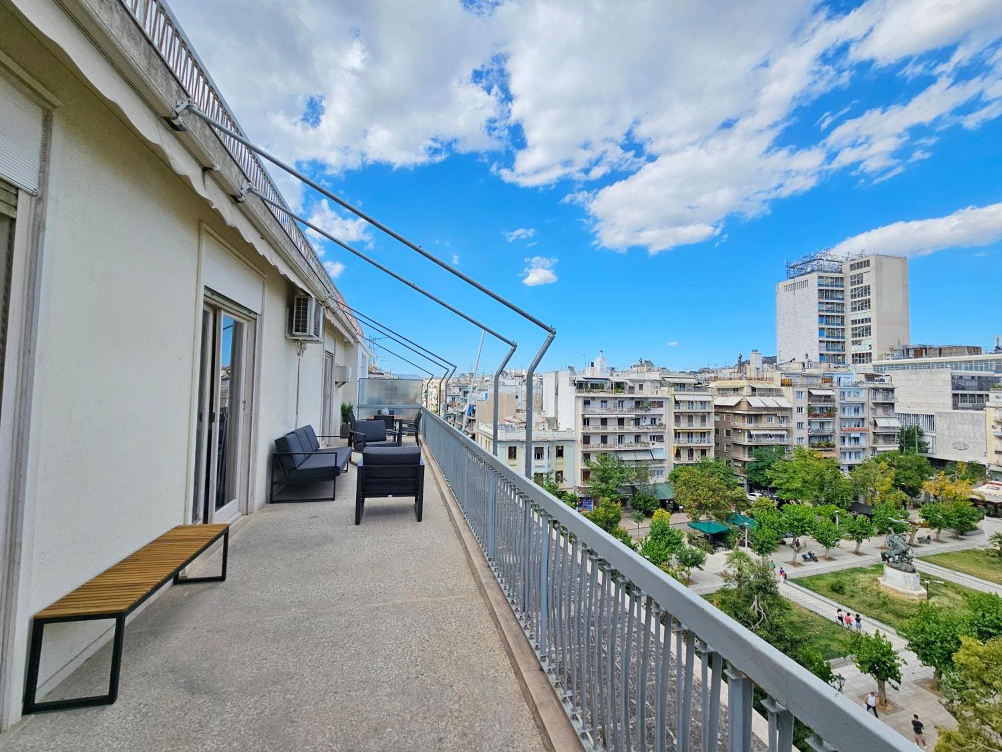 Victoria Capitan Apartments Athena Bagian luar foto