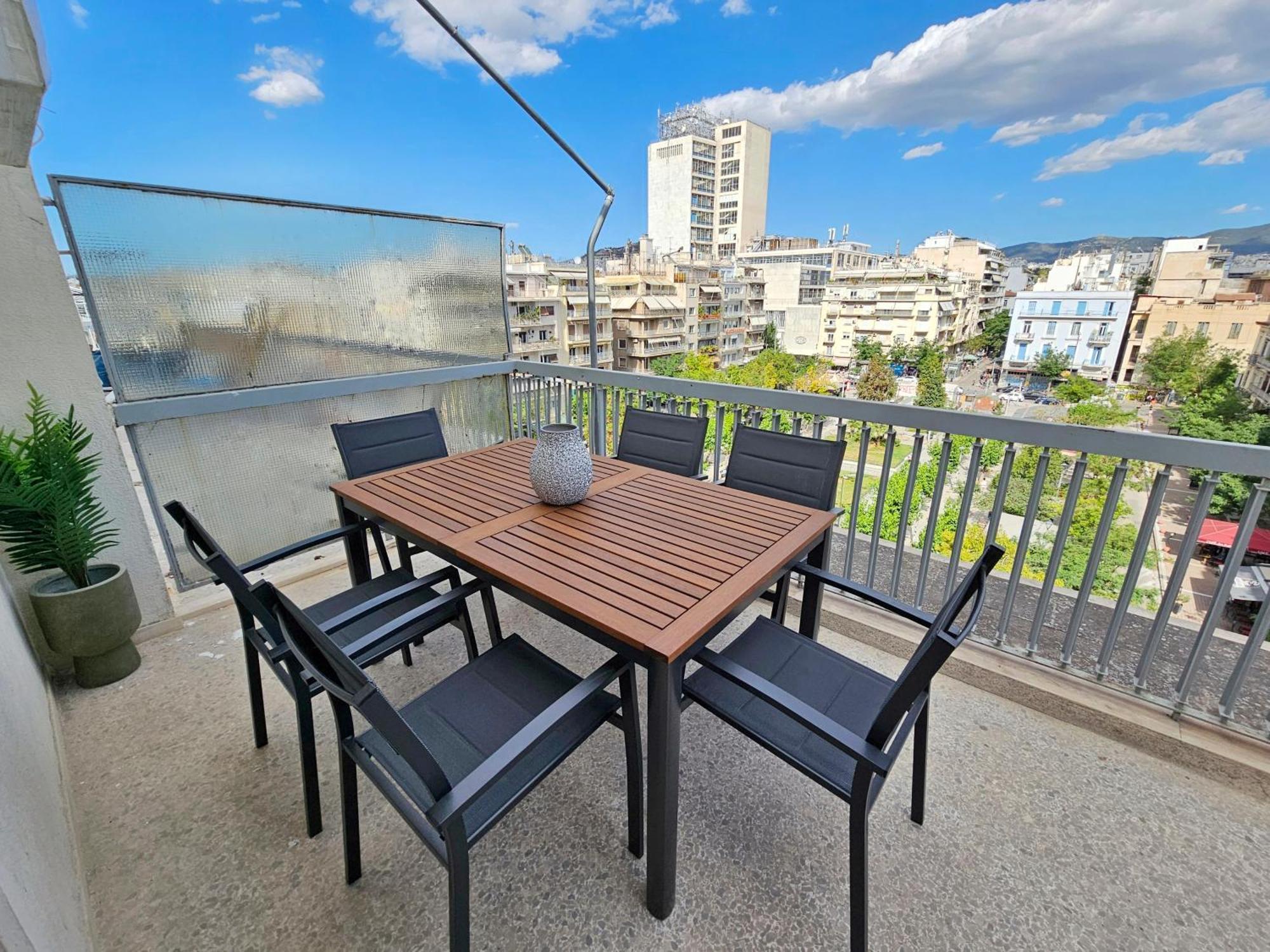 Victoria Capitan Apartments Athena Bagian luar foto